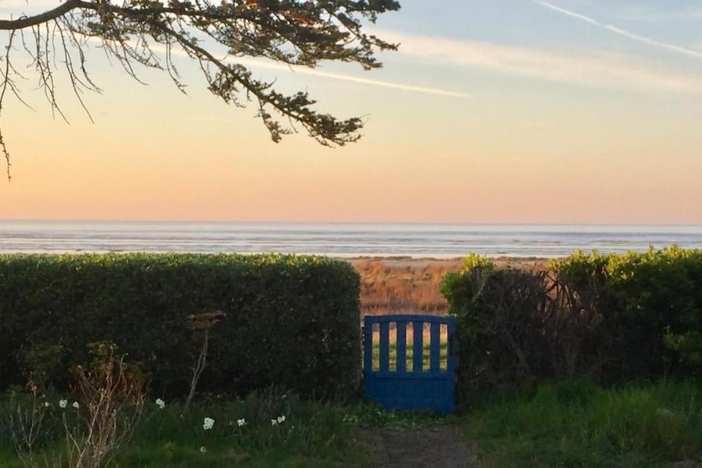Vue Mer Pour Une Escale En Baie Du Mt-St-Michel Cherrueix Exterior foto